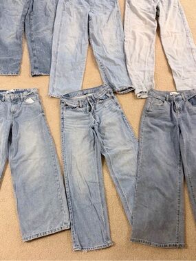 Vintage Light Wash Straight Leg Jeans - Lot of 9